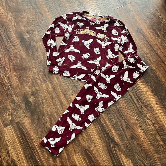 Harry Potter Wizarding World Hogwarts Pajamas PJ Lounge Set Women X-Small Sleep - Picture 1 of 3